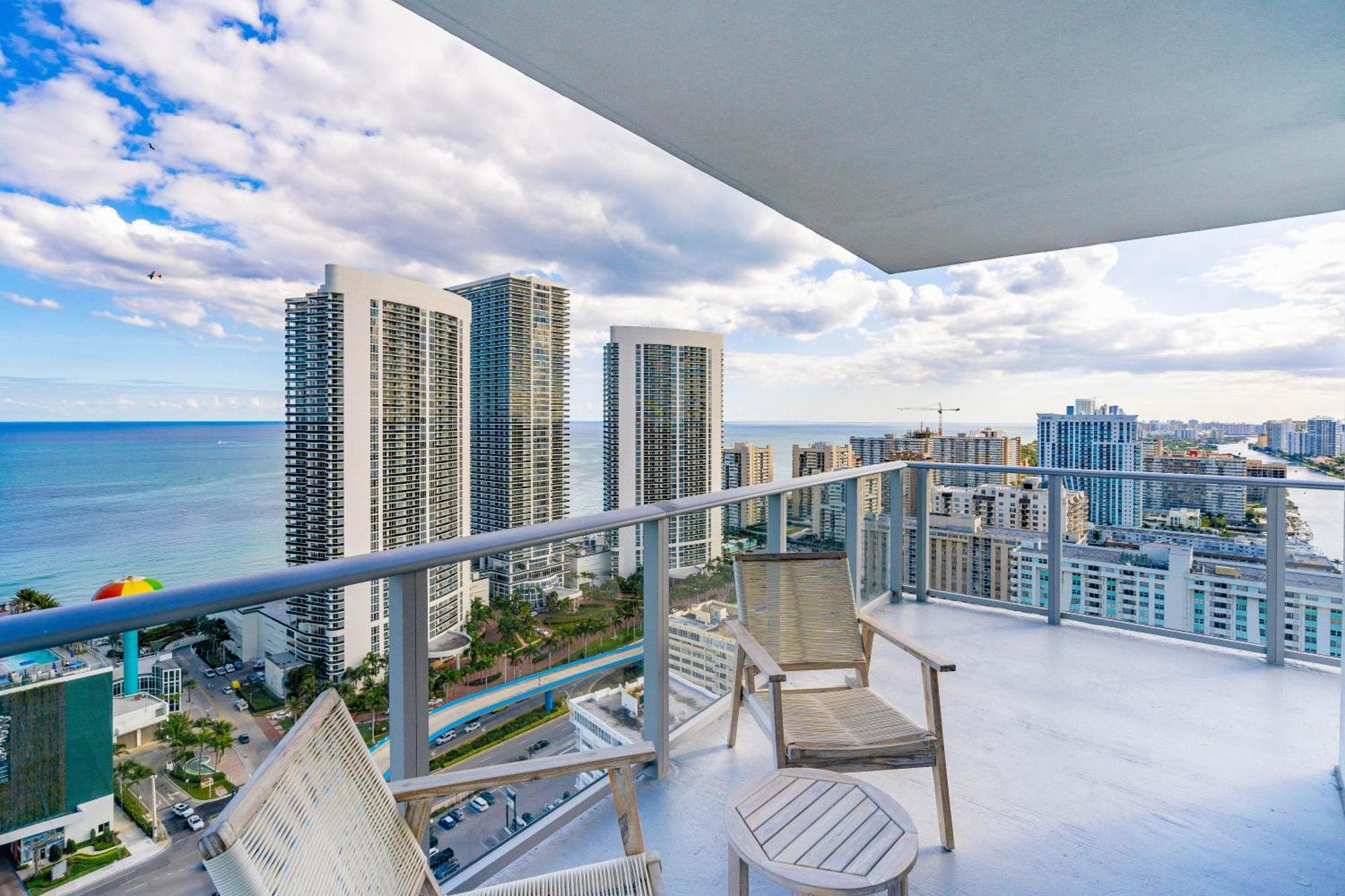 Hyde Beach House Hollywood Private Suites Room photo